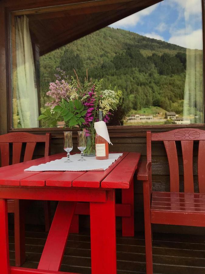 Nesheim Hytter & Camping Bjordal  Экстерьер фото